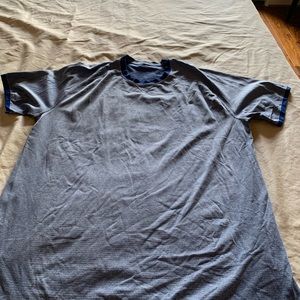 Men’s short sleeve blue/white exercise tshirt. Size XL